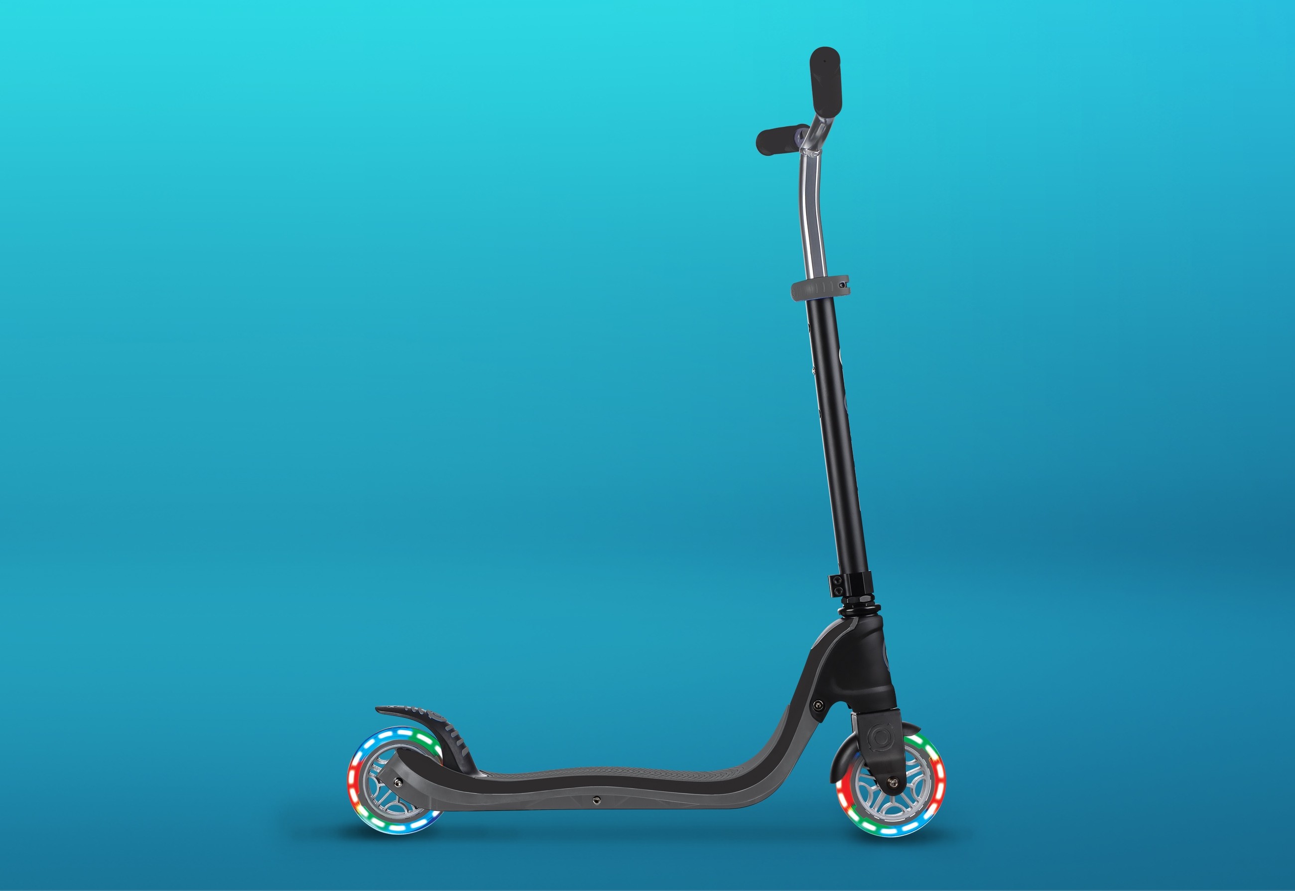 Scooter flow на пк. Globber Flow 125. Самокат Глобер 125. Самокаты для Scooter Flow. Глобер самокат двухколесный.